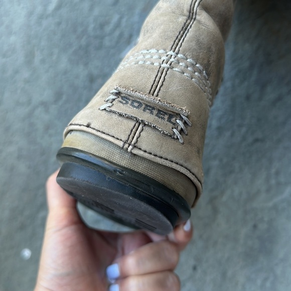 Sorel Cate The Great Boot in Stone 9 - Picture 11 of 14